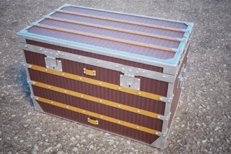 steamer trunk top view